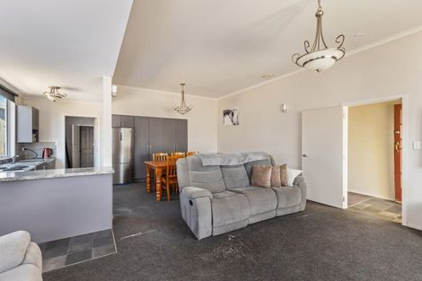 Photo of property in 9 Parris Street, Moturoa, New Plymouth, 4310