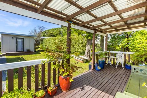 Photo of property in 2 Pokaka Street, Birchville, Upper Hutt, 5018