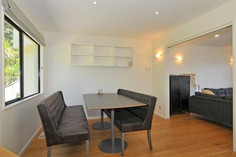 Photo of property in 10/22u Oriental Terrace, Oriental Bay, Wellington, 6011