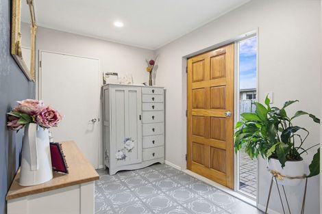 Photo of property in 18 Westbrook Place, Pomare, Rotorua, 3015