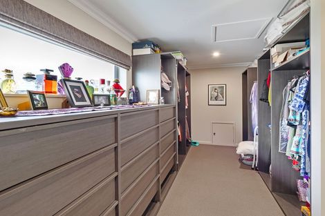 Photo of property in 29 La Lena Grove, Fitzherbert, Palmerston North, 4410