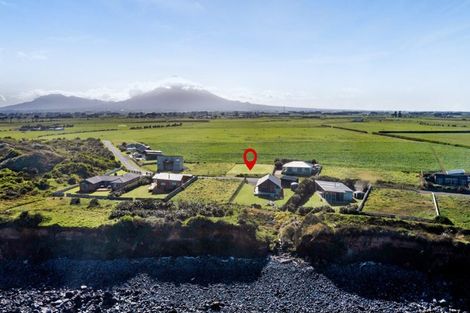 Photo of property in 289 Tai Road, Opunake, 4681