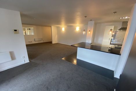Photo of property in 8u6b Lipman Street, Mount Victoria, Wellington, 6011