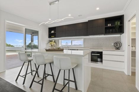 Photo of property in 36 Manhattan Rise, Orewa, 0931