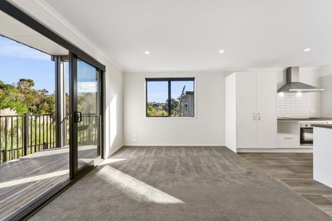 Photo of property in 10 Wrybill Way, Welcome Bay, Tauranga, 3112