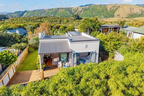 Photo of property in 61 Tennis Court Road, Raumati South, Paraparaumu, 5032