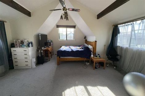 Photo of property in 2/11 Takutai Avenue, Bucklands Beach, Auckland, 2012