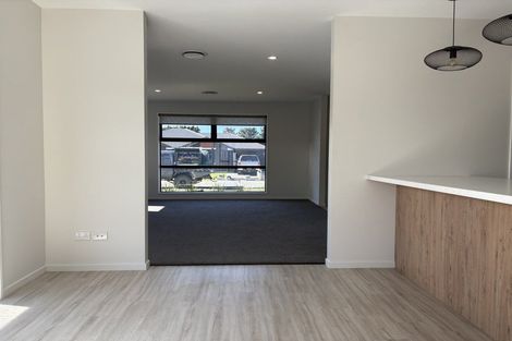 Photo of property in 5 Wykes Place, Amberley, 7410