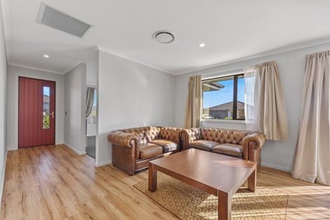 Photo of property in 10 Esher Lane, Richmond, 7020