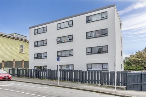 Photo of property in 52u3 Russell Terrace, Berhampore, Wellington, 6023