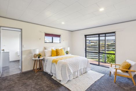 Photo of property in 50 Langdale Avenue, Paraparaumu, 5032