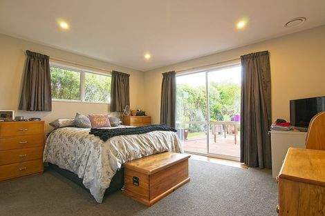 Photo of property in 24 Peel Street, Westport, 7825