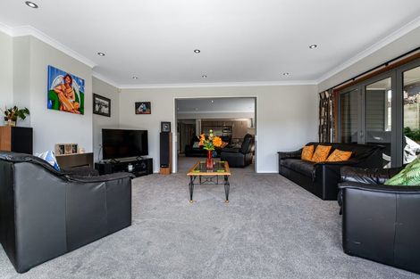 Photo of property in 4 Haunui Road, Pukerua Bay, 5026