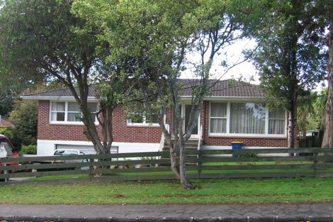 Photo of property in 31 Kingdale Road, Henderson, Auckland, 0610