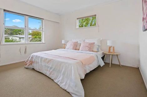 Photo of property in 16 Te Anau Place, Glenview, Hamilton, 3206