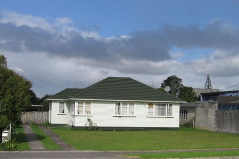 Photo of property in 88 Matipo Road, Te Atatu Peninsula, Auckland, 0610