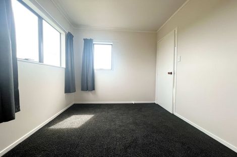 Photo of property in 16 Ebony Place, Massey, Auckland, 0614