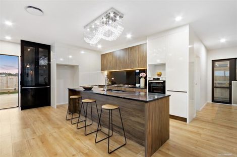 Photo of property in 11 Golden Avenue, Flat Bush, Auckland, 2019