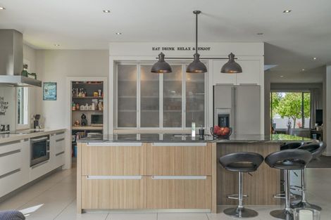 Photo of property in 4 Little George Place, Whitianga, 3510