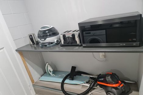 Photo of property in 51 Hilling Street, Titirangi, Auckland, 0604