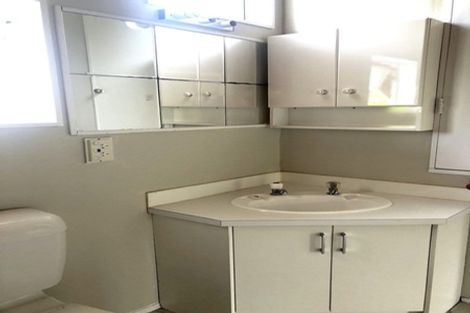 Photo of property in 26 Richards Avenue, Forrest Hill, Auckland, 0620