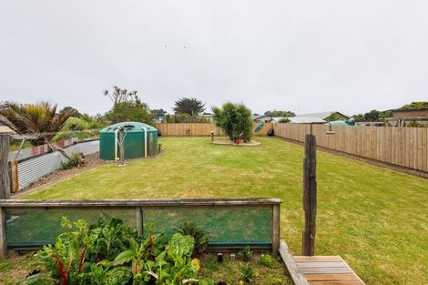Photo of property in 173 Kahukura Avenue, Waitarere Beach, Levin, 5510