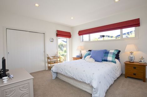 Photo of property in 3 Fairway Grove, Hokowhitu, Palmerston North, 4410