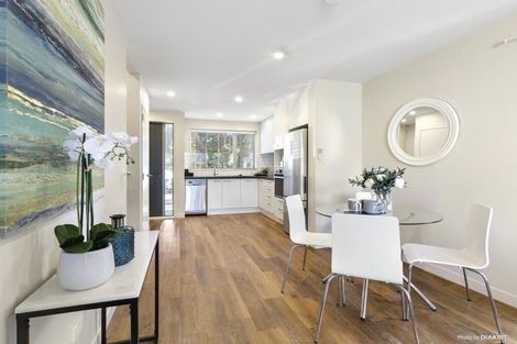 Photo of property in 11/2u Stone Street, Miramar, Wellington, 6022
