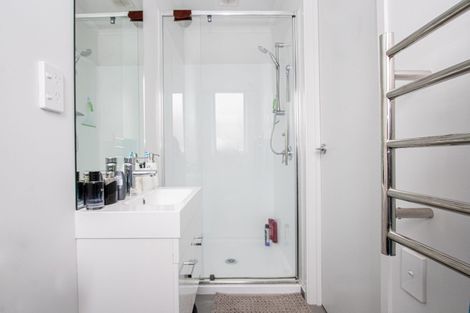Photo of property in 1u2 Hibiscus Avenue, Hamilton Lake, Hamilton, 3204