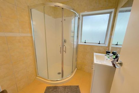 Photo of property in 2/25 Kopara Place, Clendon Park, Auckland, 2103