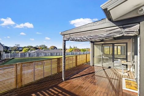 Photo of property in Caversham Park, 2/18 Caversham Road, Westmere, Whanganui, 4501