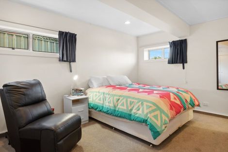 Photo of property in 154 Easther Crescent, Kew, Dunedin, 9012