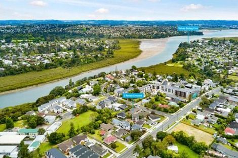 Photo of property in 2 Renata Crescent, Te Atatu Peninsula, Auckland, 0610