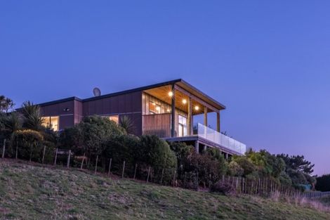 Photo of property in 194 Peka Peka Road, Peka Peka, Waikanae, 5391