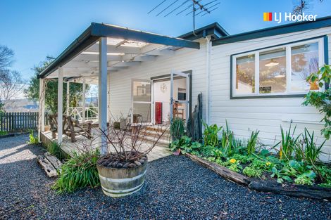 Photo of property in 290 Gladstone Road North, Mosgiel, 9092