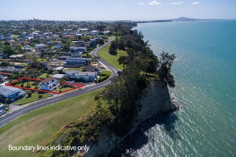 Photo of property in 58 Marine Parade, Mellons Bay, Auckland, 2014