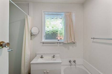 Photo of property in 2/23 Westmont Street, Ilam, Christchurch, 8041