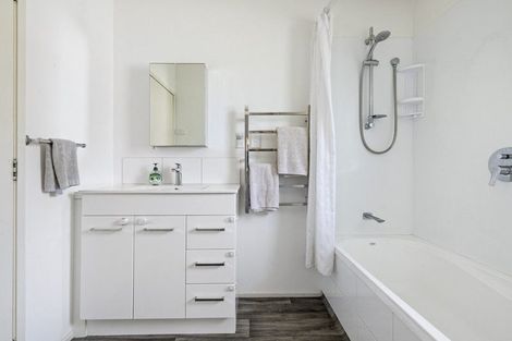 Photo of property in 173 George Street, Tuakau, 2121