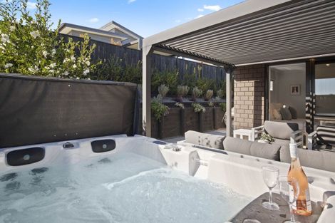 Photo of property in 14 Walter Lawry Road, Paerata, Pukekohe, 2124