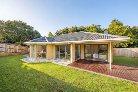 Photo of property in 94 Westerham Drive, Dannemora, Auckland, 2016