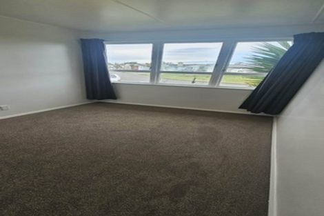 Photo of property in 23-25 Stephens Crescent, Highbury, Palmerston North, 4412