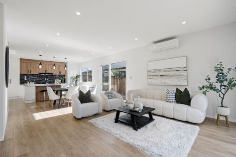 Photo of property in 47a Reynella Drive, Massey, Auckland, 0614