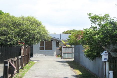 Photo of property in 10 Carteret Place, Aranui, Christchurch, 8061