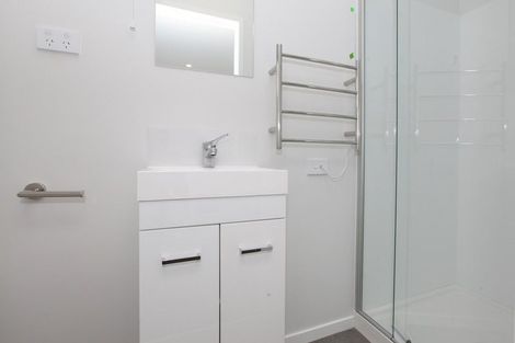 Photo of property in 15/10u Burrows Place, Frankton, Hamilton, 3204