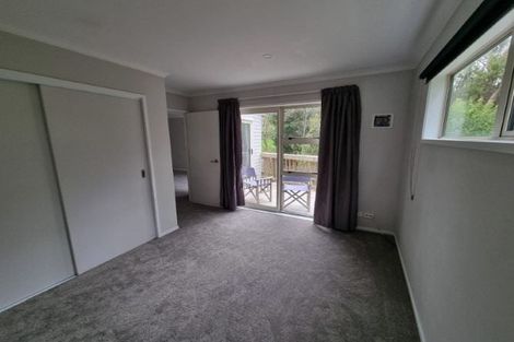 Photo of property in 14 Packham Place, Beach Haven, Auckland, 0626