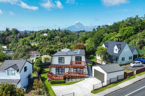 Photo of property in 87 Cumberland Street, Welbourn, New Plymouth, 4312