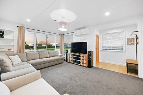 Photo of property in 4 Robertson Place, Rukuhia, Hamilton, 3282