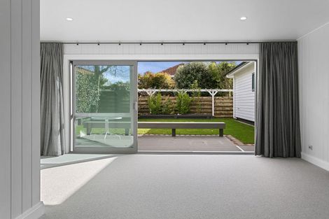 Photo of property in 11 Oregon Drive, Rainbow Point, Taupo, 3330