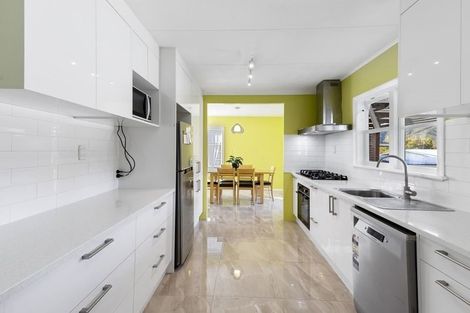 Photo of property in 15 Kowhai Street, Wainuiomata, Lower Hutt, 5014