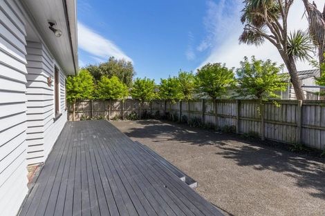 Photo of property in 21 Ashmole Street, Woolston, Christchurch, 8023